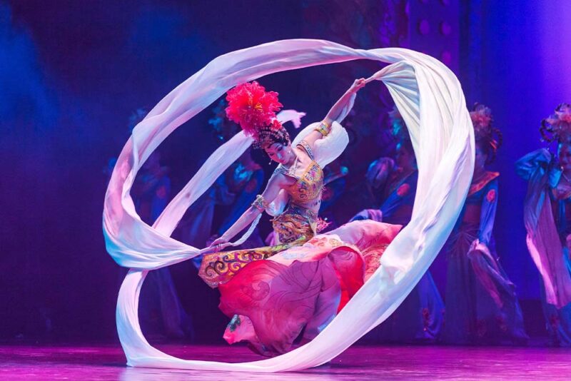 The Wonders of La Perle Dubai’s Iconic Live Show